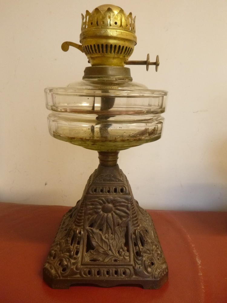 Antique Pyramid Oil Lamp Eltex