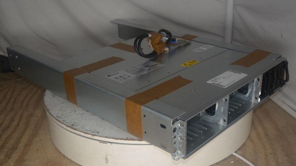 Netapp 5350 0833 P41194-04-B Storage Array 2.5” 24-Bay SEE NOTES