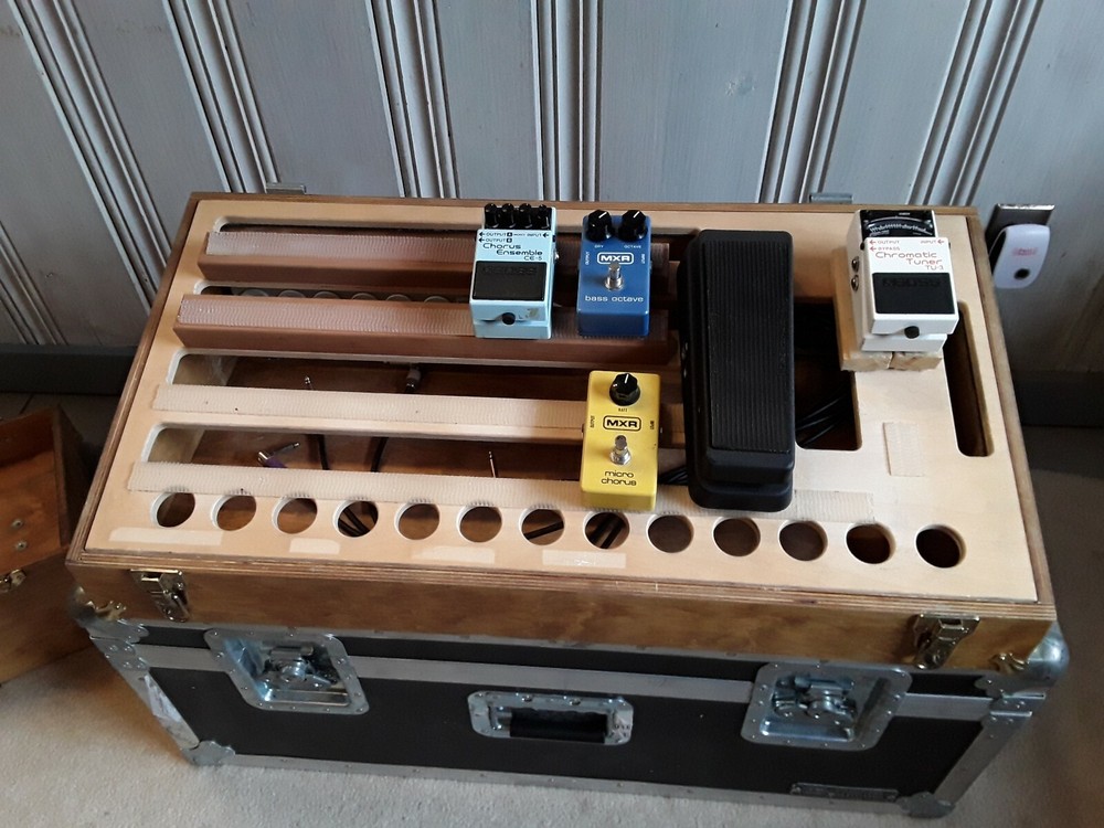 Custom Pedalboard Anvil case