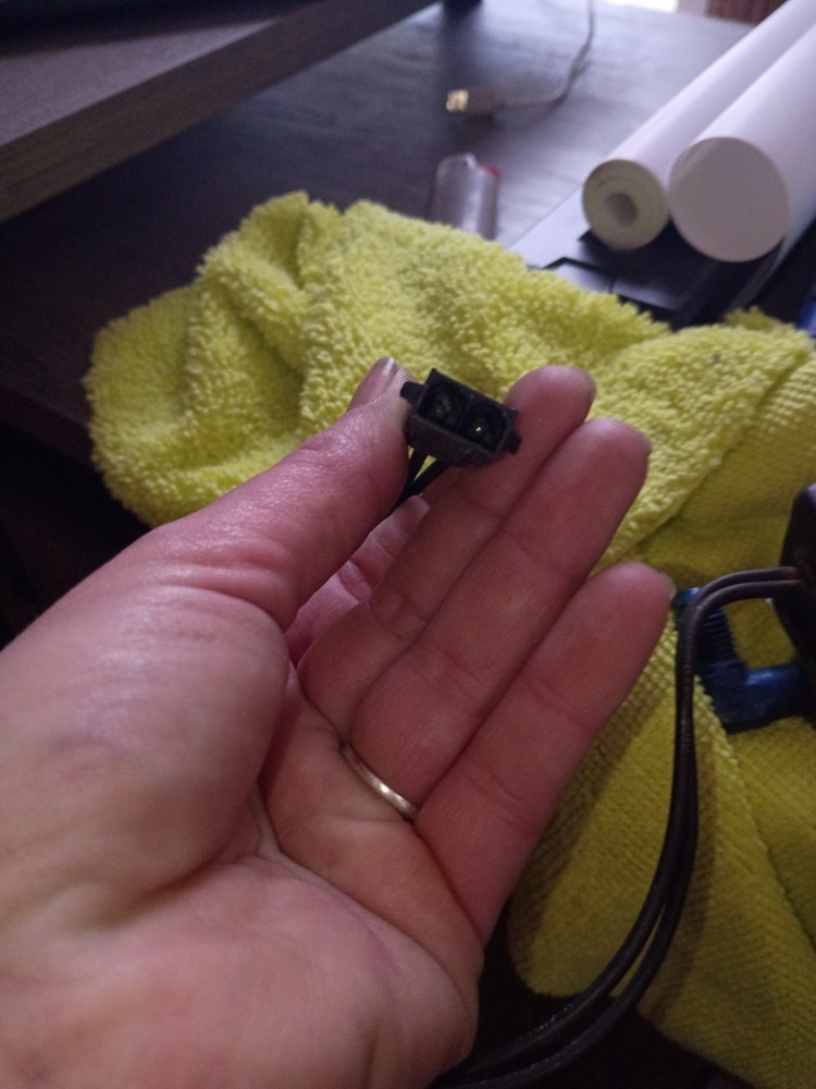 Edlebrock Performance Nitrous Solenoid