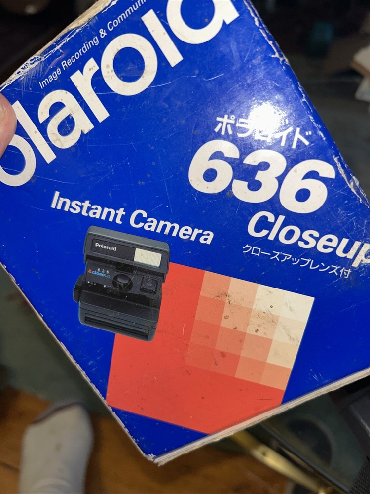 Polaroid 636 Closeup Instant Camera: With Box Working Order