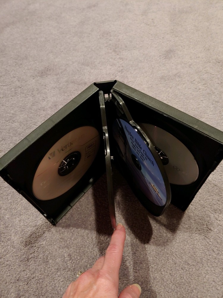 1 Black 22mm "Chubby" 6 Disc CD/DVD Storage Box Case