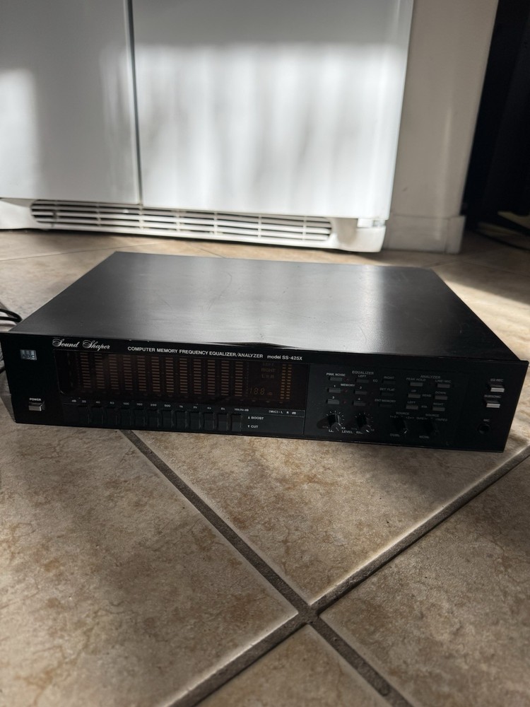 Rare ADC SS-425x Computer Memory Frequency Equalizer/Analyzer