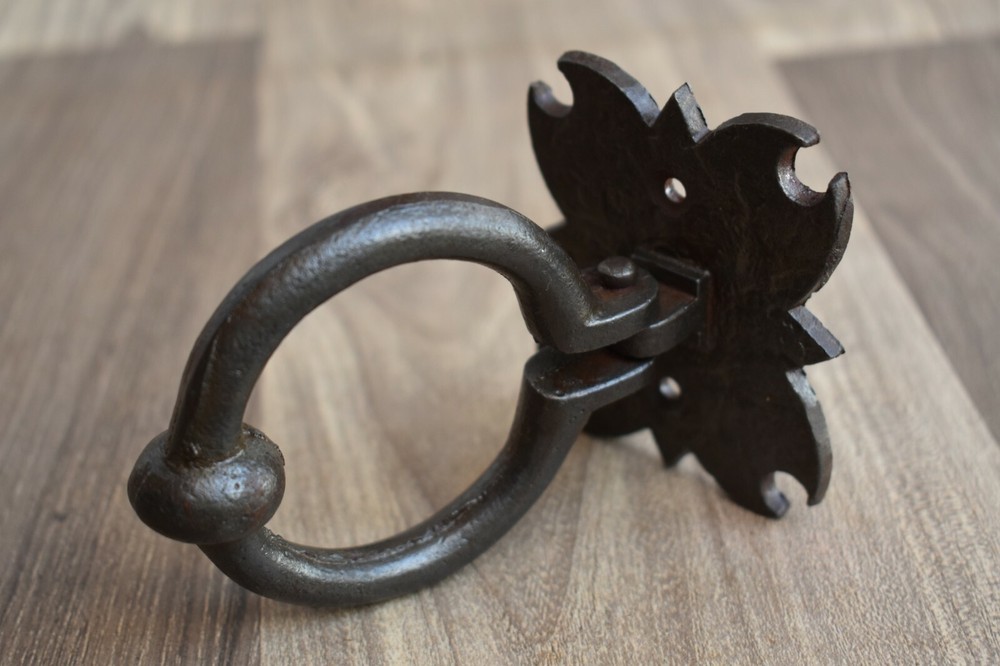 vintage Cast Iron knocker chest door ring Pull drop handle knobs 4 pic
