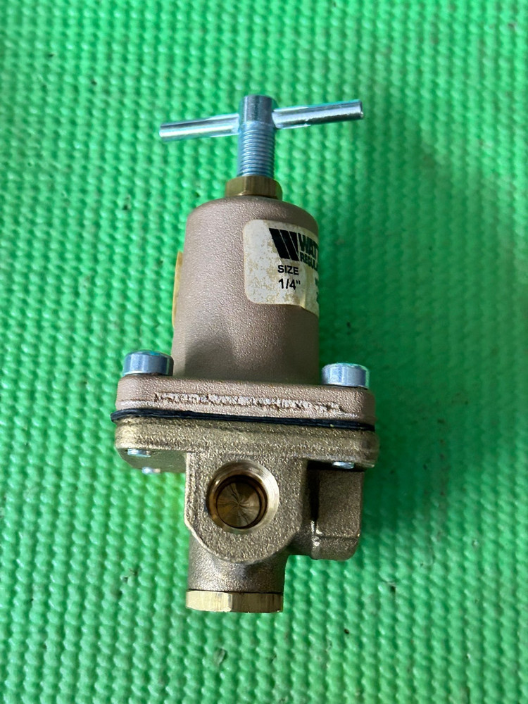 Watts Water Pressure Regulator 1/4" 26A 10-25 PSI