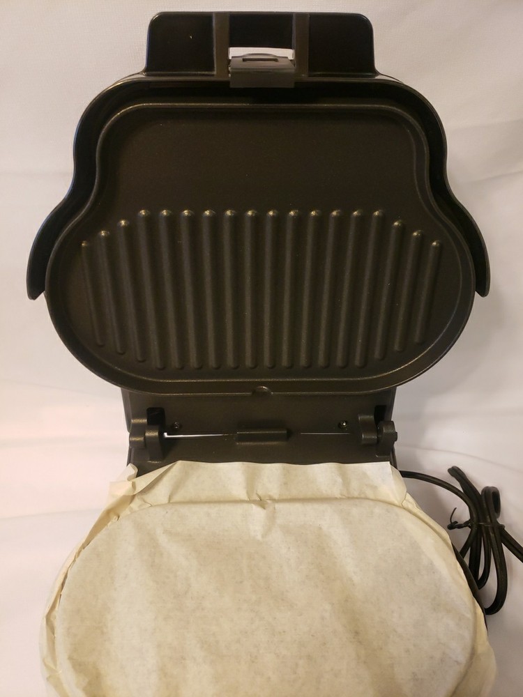 Vintage George Foreman Lean Mean Fat Reducing Machine - Model GR10 - Black