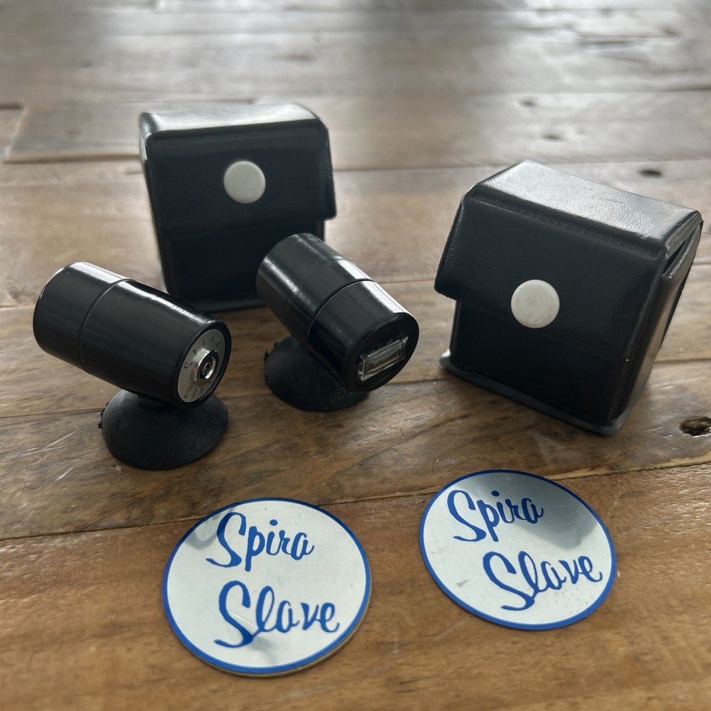 2 Vintage Spiratone Spira Slave Unit Sensitive Remote Synchronized Strobes Nos