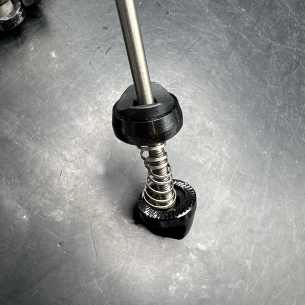 Ringlé Twister Quick Release Skewer – 100mm front