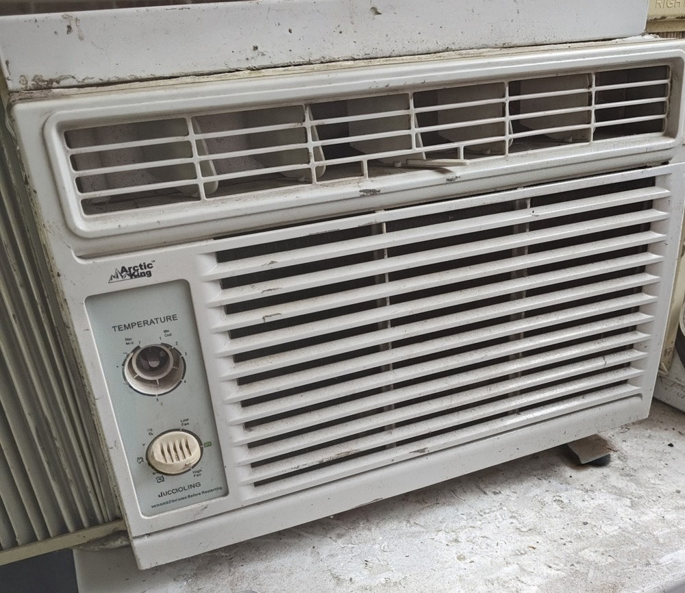 Arctic King 5000 BTU Window AC Unit