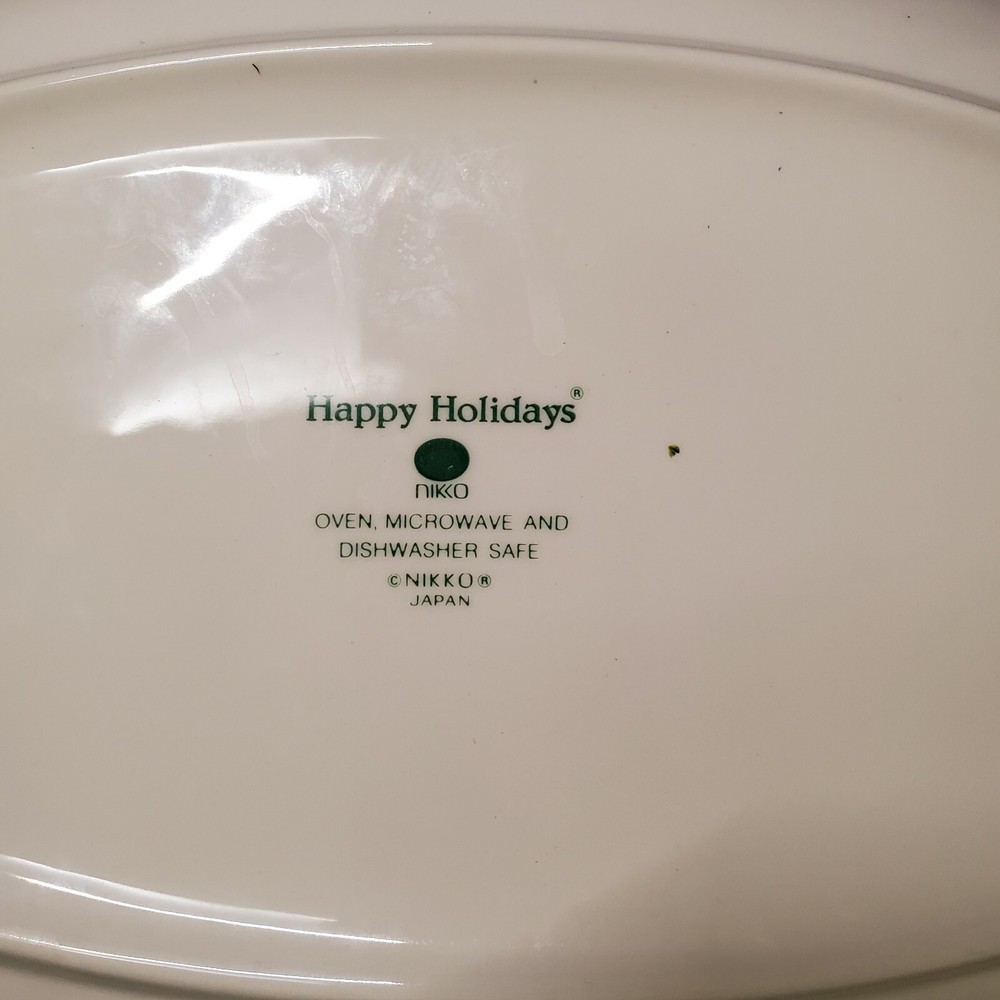 Nikko HAPPY HOLIDAYS 14" Oval Serving Platter