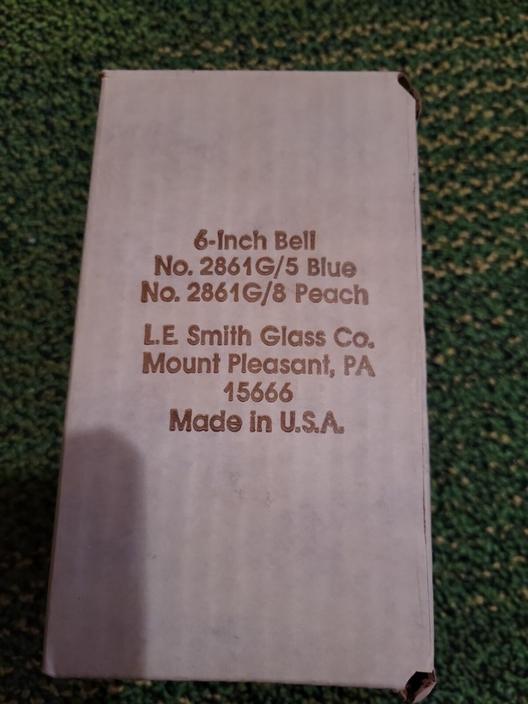 l.e. smith bell Renaissance Blue 2861G w/box