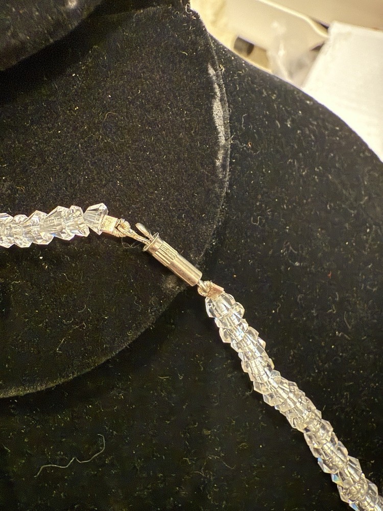 VINTAGE ROCK CRYSTAL NECKLACE