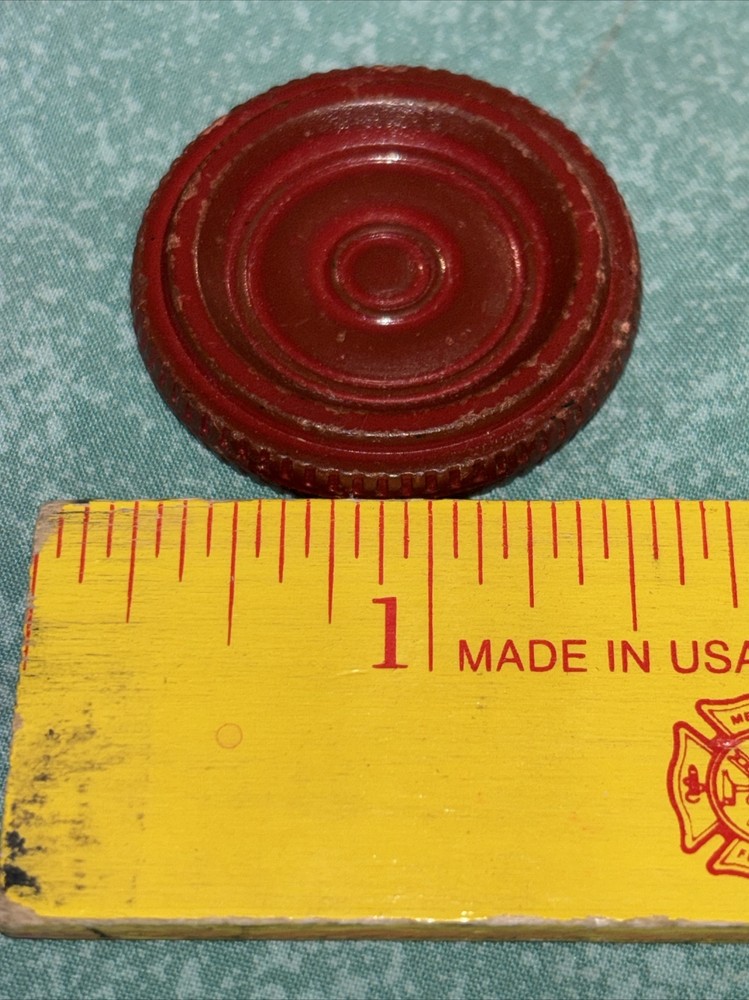 Vintage Replacement Checker. Red