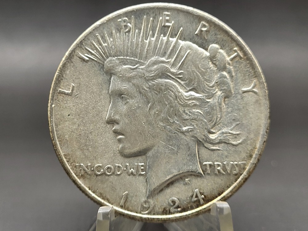 1924 U.S. Peace Dollar 90% Silver