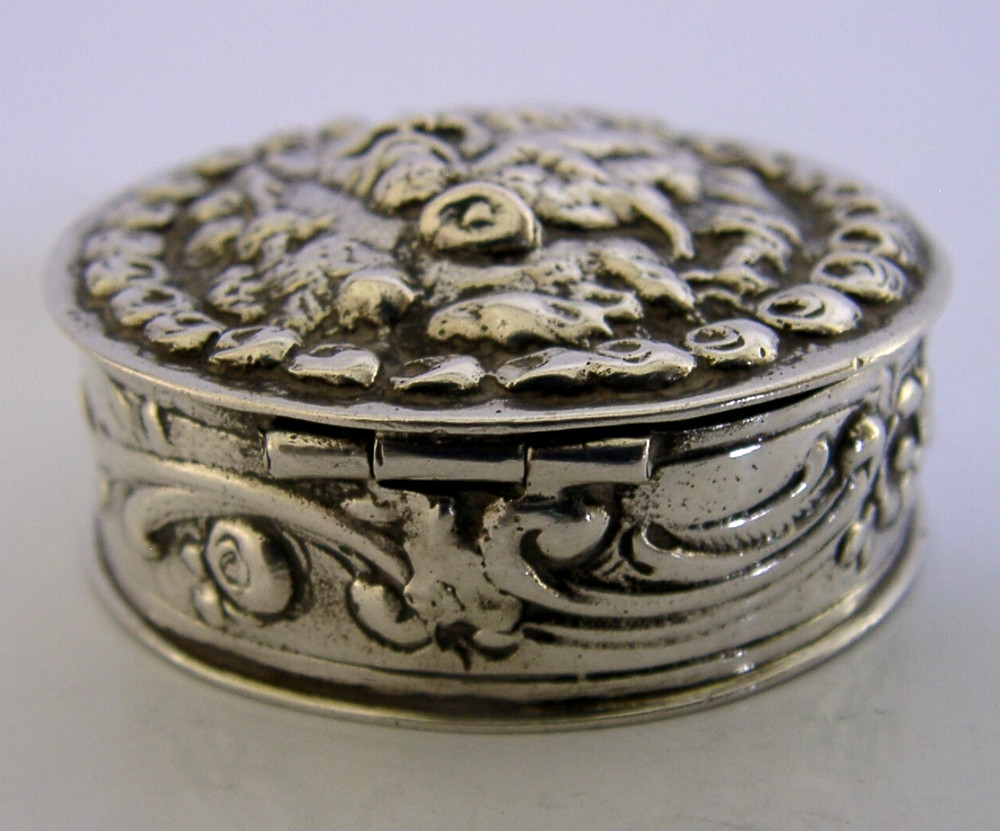GERMAN SOLID SILVER BOX c1920 ANTIQUE 19th CENTURY SCENE 40g