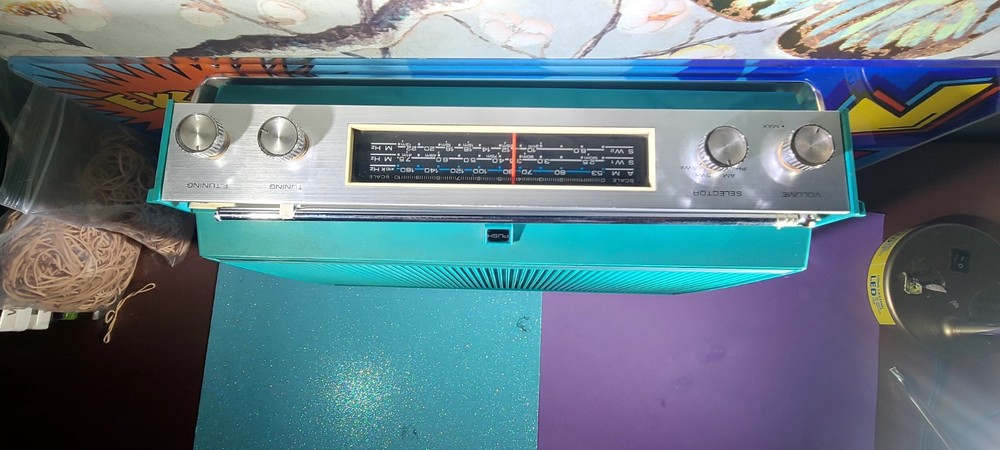TOSHIBA GP-38 SOLID STATE RADIO-PHONOGRAPH