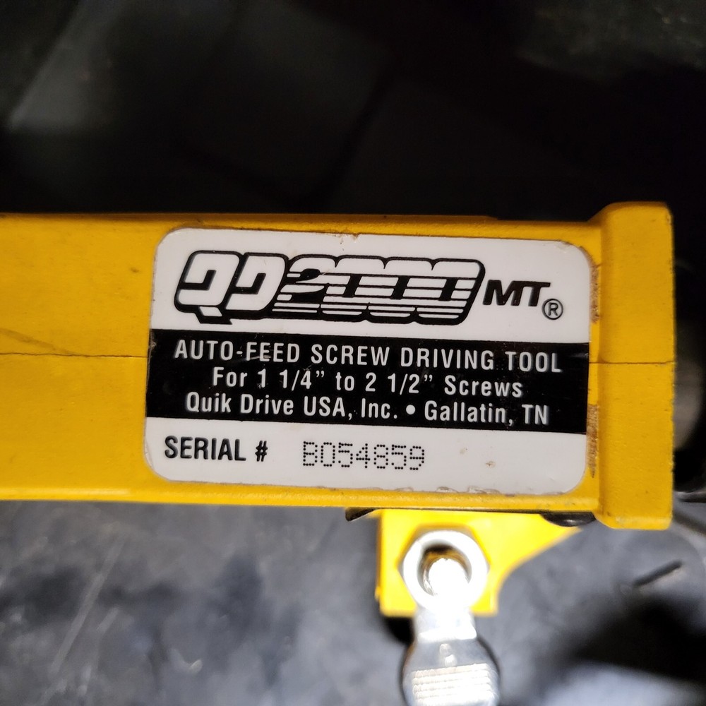DEWALT DW275QD SPEED SCREWGUN QD2000 , EXT, & CASE