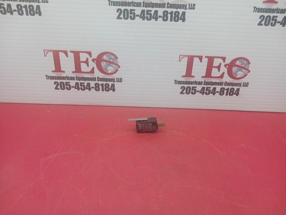 Lots of 7 Honeywell, Basic Snap Micro Switch, V7-1B19D8-022