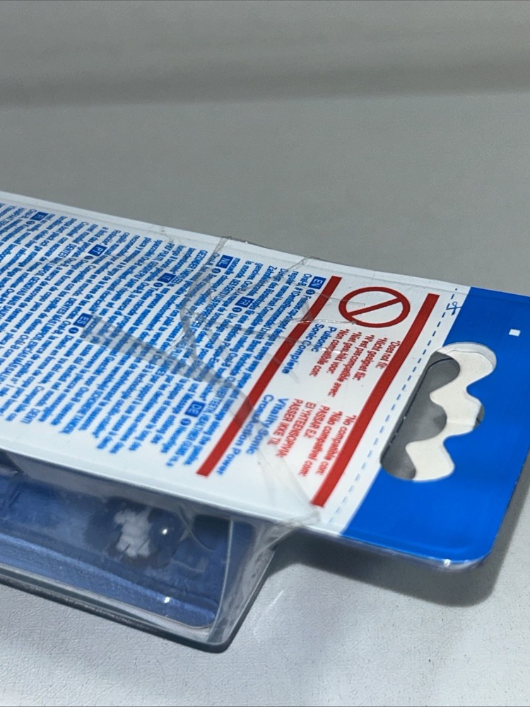 Oral-B Replacement Head Lot All New Damaged Packaging