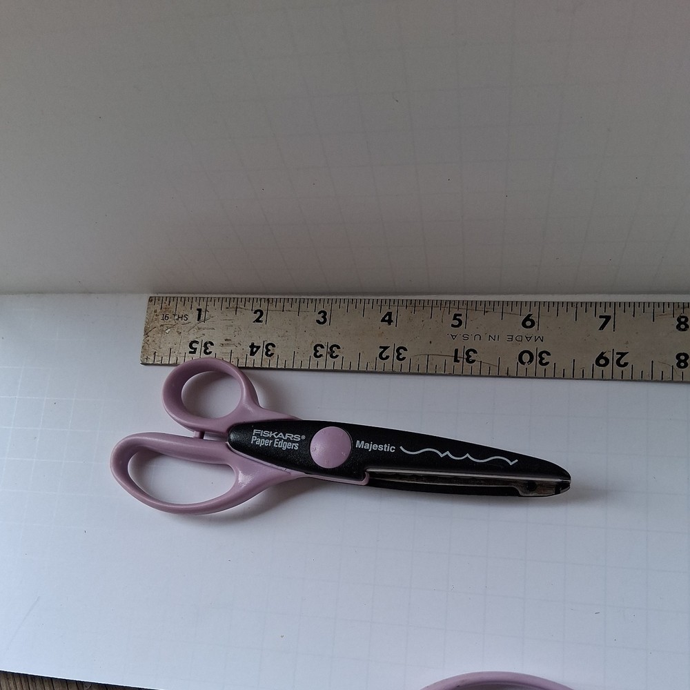 Fiskars Majestic Pattern Paper Edgers Crafting Scissors