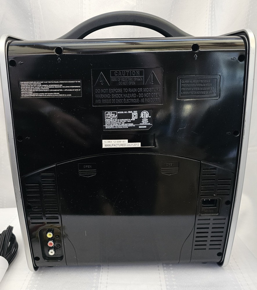 SINGING MACHINE SML-383 Portable CD+G Player Karaoke Machine