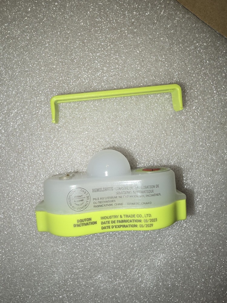 ACR HemiLight 3 - Automatic Survivor Locator Light