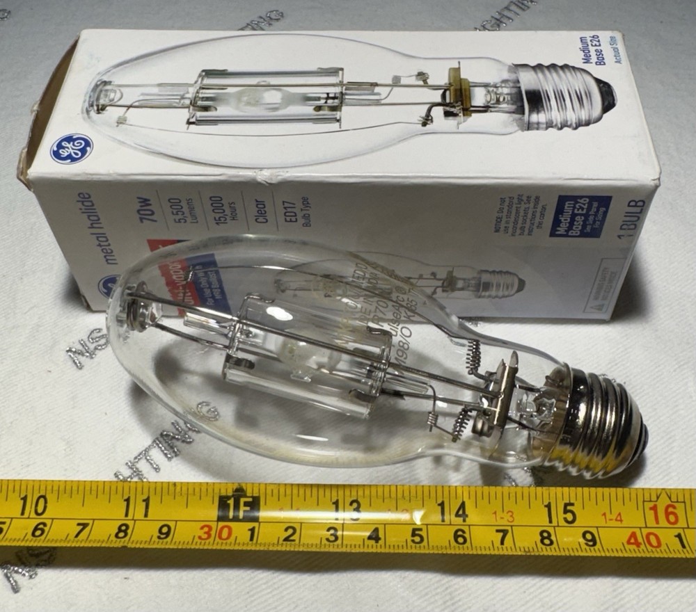 GE 70W Metal Halide Multi Vapor Lamp E26 Base
