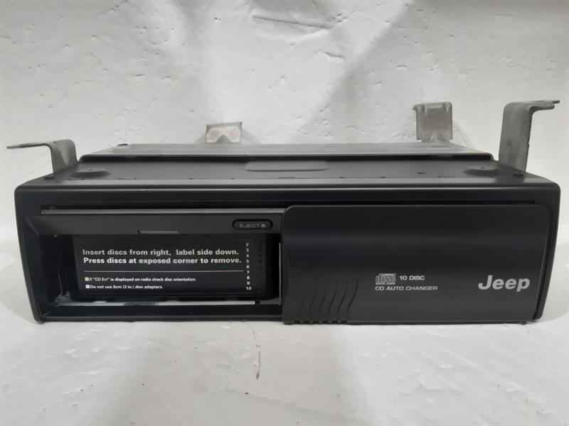 CD MULTICHANGER JEEP CHEROKEE Disc Changer