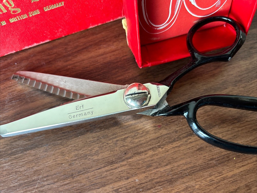 Pinking Shears Made in British Zone Germany E11