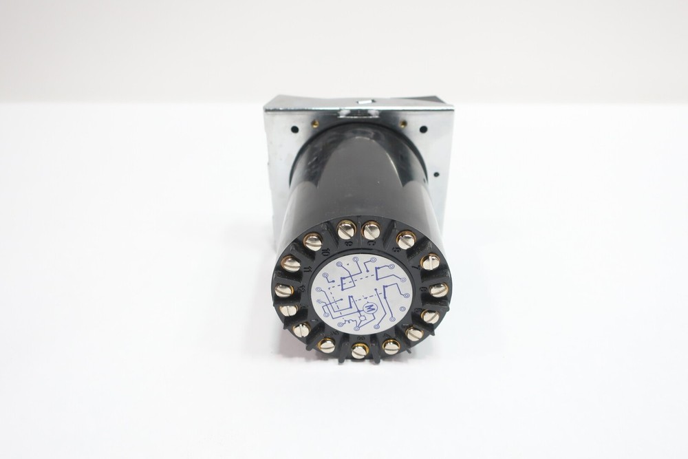 Eagle Signal HP56A6 Cycle-flex Timer 0-60min 120v-ac