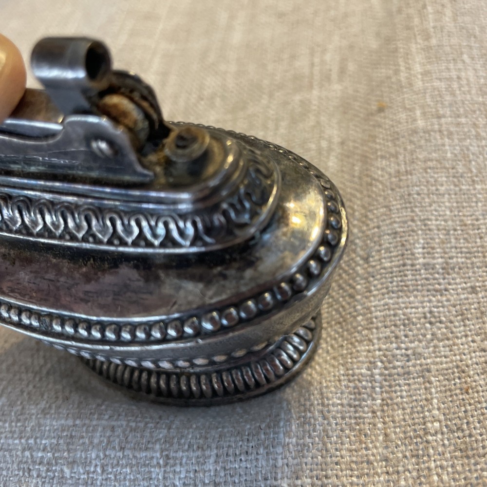 Ronson Queen Anne Silver Plated Table Lighter 1940s