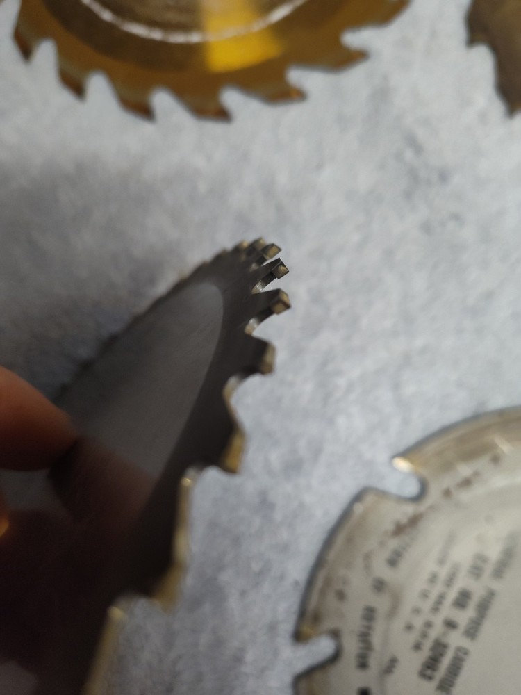 BUNDLE Sears Circular Saw Blades. 9 Blades Total. 2 NEW In Package