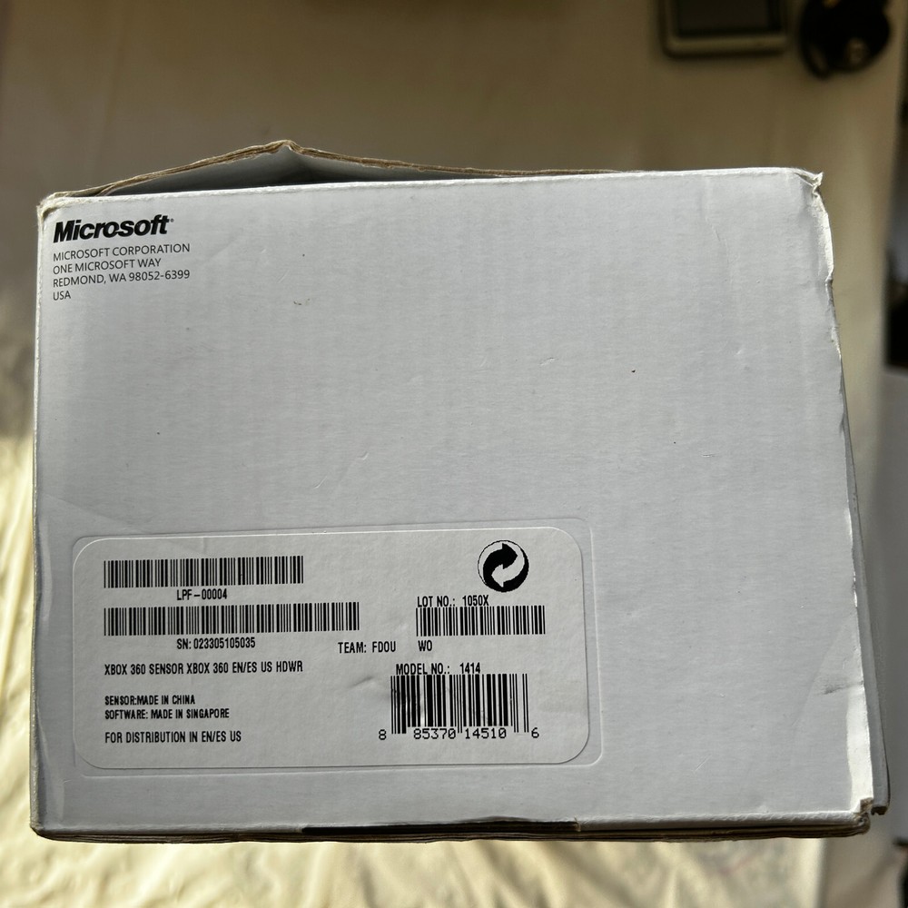 Microsoft Xbox 360 Kinect Sensor Bar Model 1414 Black for parts please read!