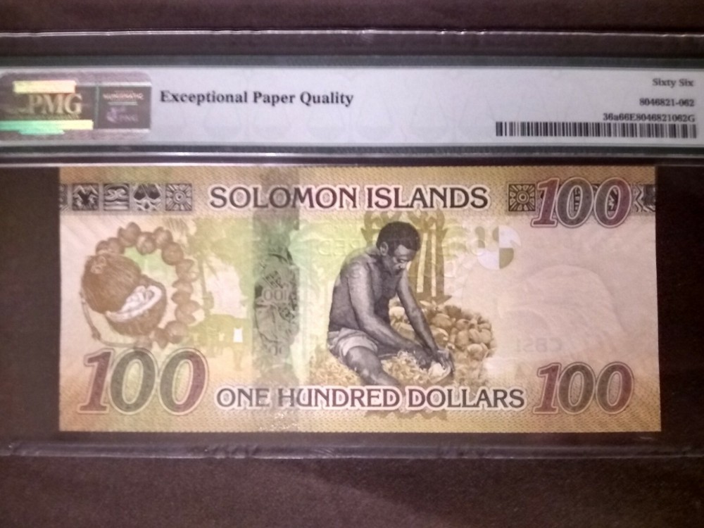 2015, Solomon Islands, 100 Dollars, 66 PMG, Gem Unc.
