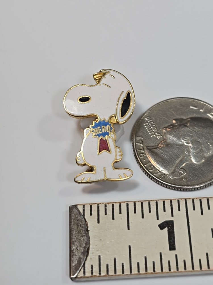 Snoopy HERO Blue Ribbon Lapel Pin