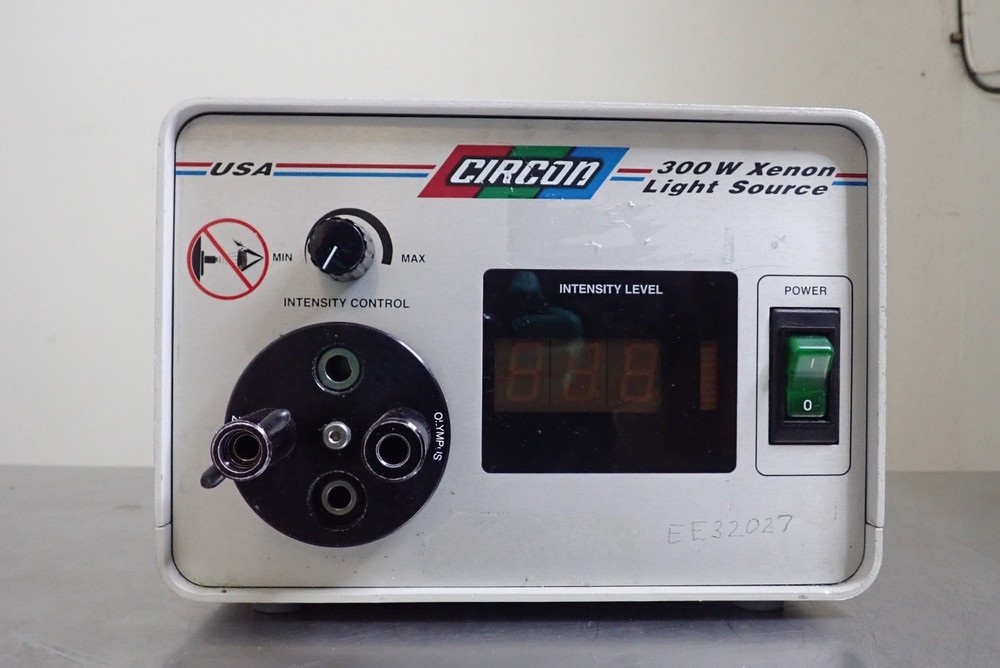 ACMI Circon 300W Xenon Light Source Model MV-9086