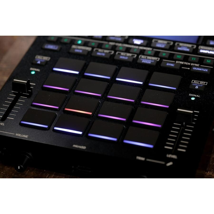 KORG KAOSS Replay Dynamic Effect / Sampler All-in-One DJ Performance