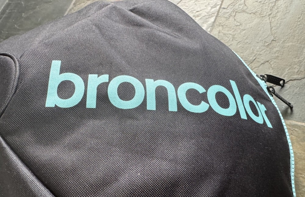 Broncolor 20" Beauty Dish Reflector Silver/ Case/Grid / Diffusion sock