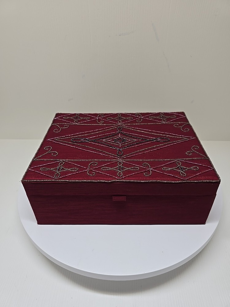 Elegant Red Color Storage Box with Beads D74