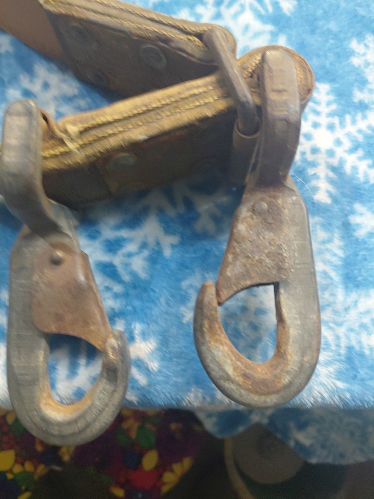Vintage lineman's positioning strap or belt