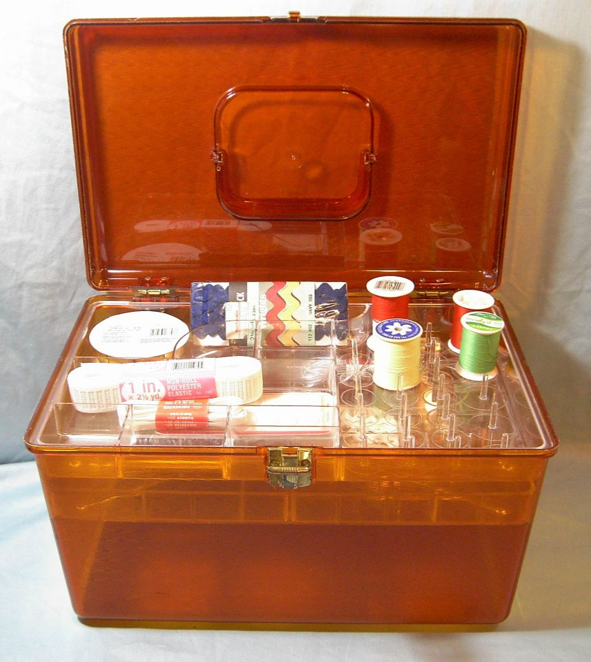 Vintage Plastic Sewing Box 2 Trays Adjustable Compartment Handle Amber Original