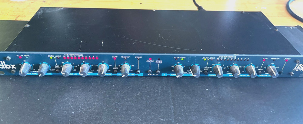 dbx Professional products 166A Compressor Limiter