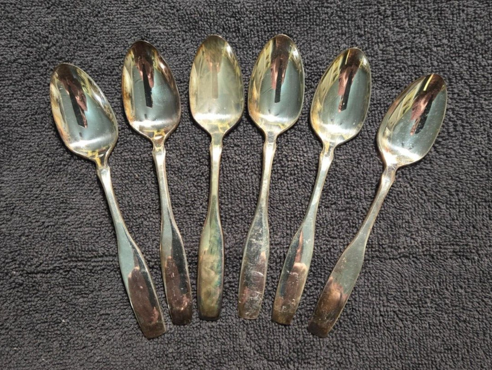 36 BENNINGTON ONEIDA TEASPOONS - NIB! VINTAGE!
