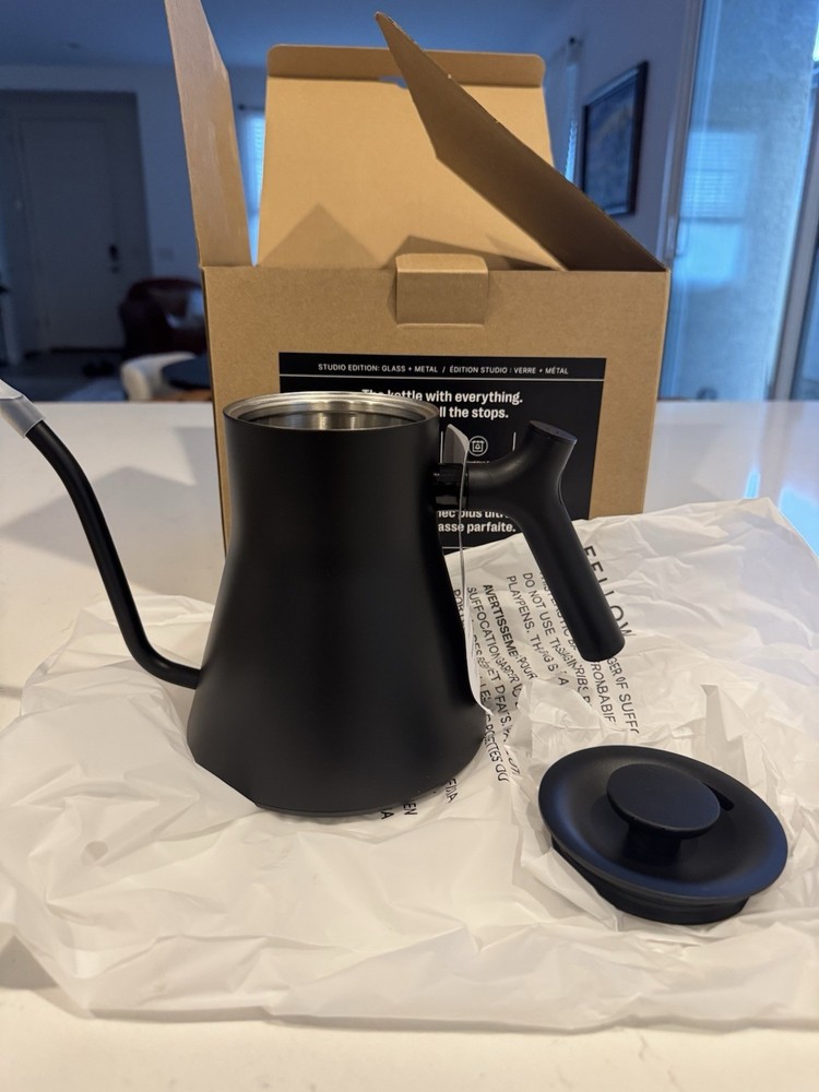 Fellow Stagg EKG Pro Studio Edition Electric Gooseneck Kettle – Matte Black