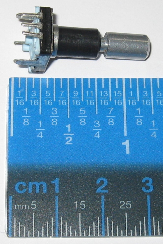 Rotary Encoder w/ Momentary ON Switch - Low Profile PCB Mount - 30 Detents