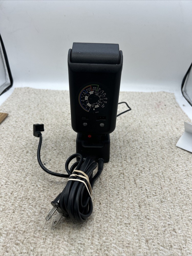Braun 2000 Flash Unit Flash with Center Contact