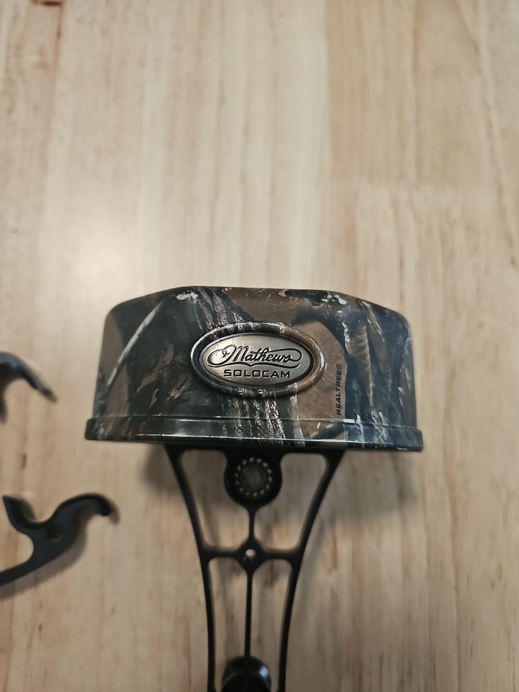 Mathews T5 Quiver Realtree Camo