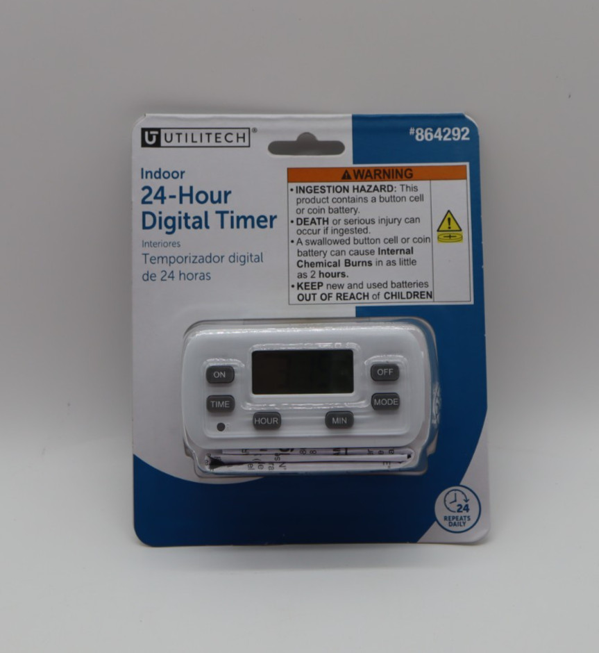 Utilitech 24-Hour Digital Timer #0864292 for Indoor Lighting and Decorations