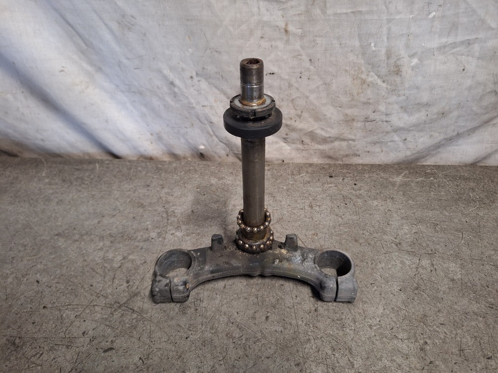 Suzuki GSX600F - Lower Bottom Fork Yoke