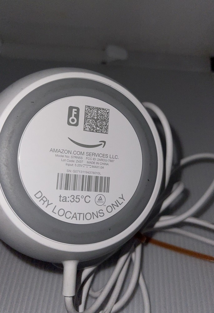 Amazon Echo Glow Multi-color Smart Lamp White S7RN5S Night Light